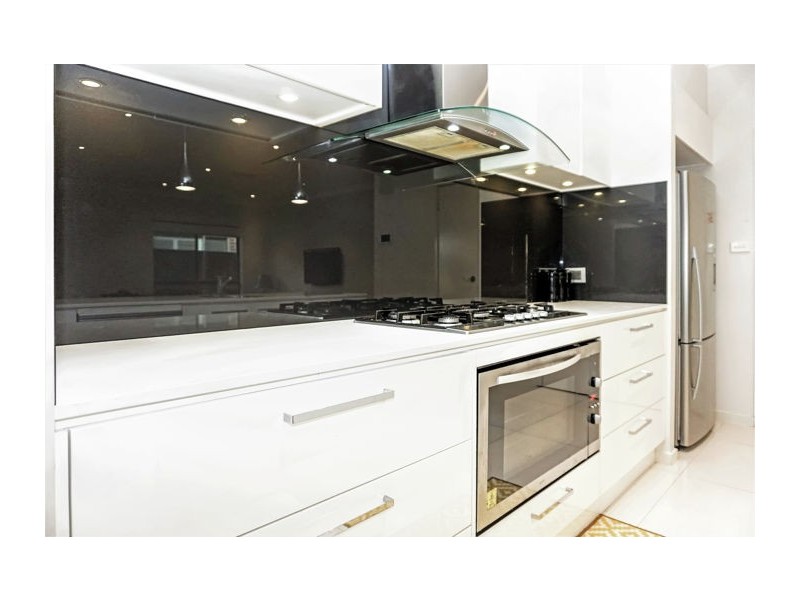 15 Birkdale Place, Beaumont Hills NSW 2155