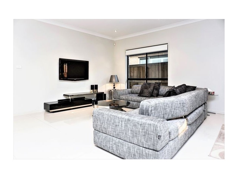 15 Birkdale Place, Beaumont Hills NSW 2155