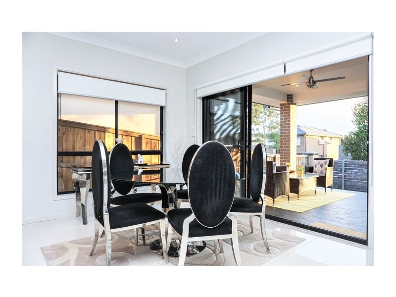 15 Birkdale Place, Beaumont Hills NSW 2155