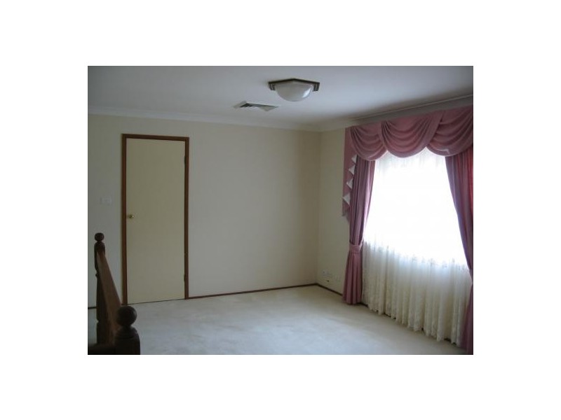 5 Ridgecrop Dr, Castle Hill NSW 2154