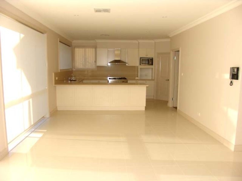 42 Yandiah Pl, Castle Hill NSW 2154