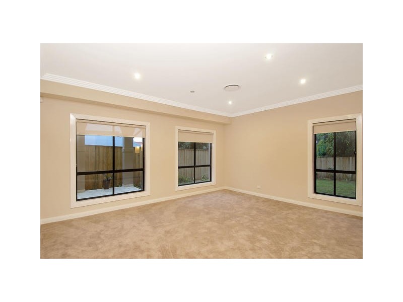 31 Ferguson Avenue, Castle Hill NSW 2154