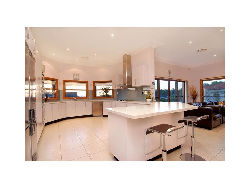 Castle Hill NSW 2154