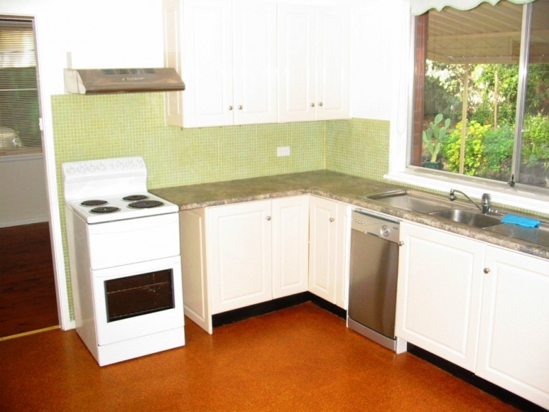 27 Baker Cres, Baulkham Hills NSW 2153