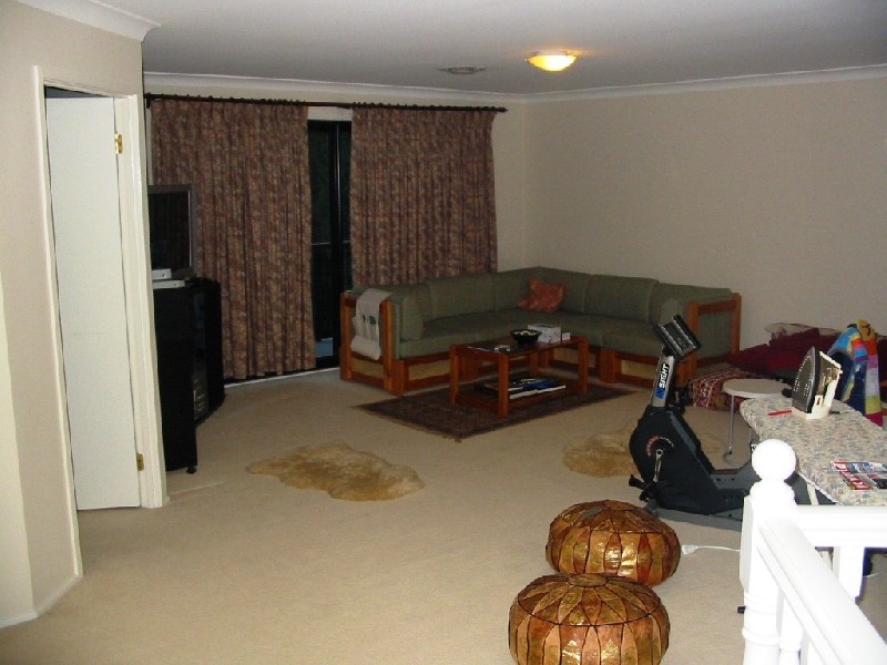 4 Dehlson Ave, West Pennant Hills NSW 2125