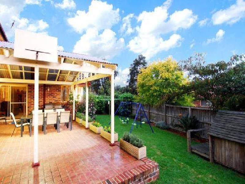 16 Finchley Place, Glenhaven NSW 2156