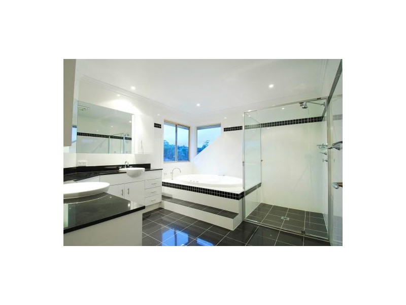 1B Glenfern Close, West Pennant Hills NSW 2125