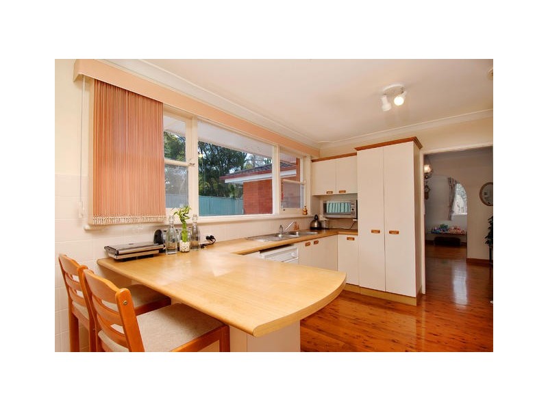 10 Iona Avenue, North Rocks NSW 2151