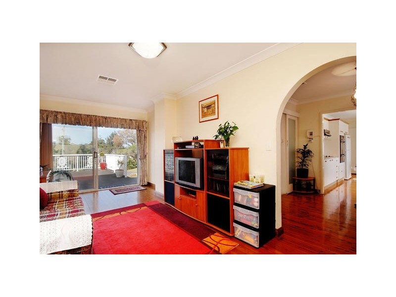 10 Iona Avenue, North Rocks NSW 2151