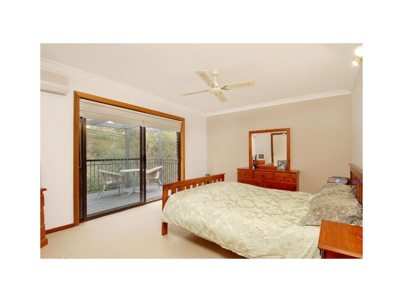 6 Chainmail Cres, Castle Hill NSW 2154