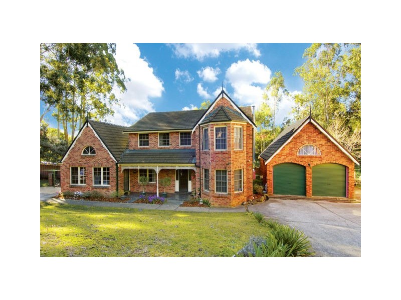 30 Winchcombe Place, Castle Hill NSW 2154