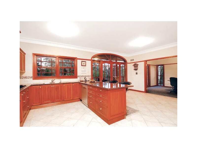 47 Gindurra Avenue, Castle Hill NSW 2154