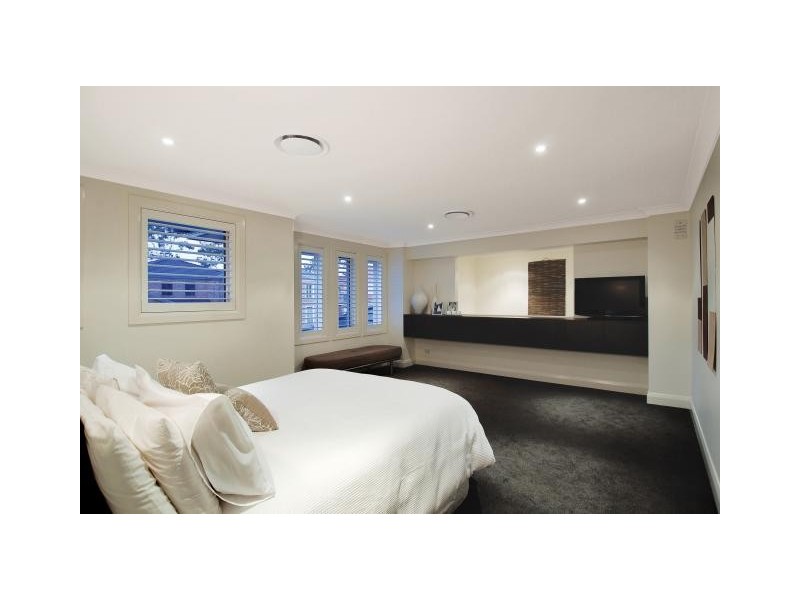 39 Pentonville Parade, Castle Hill NSW 2154