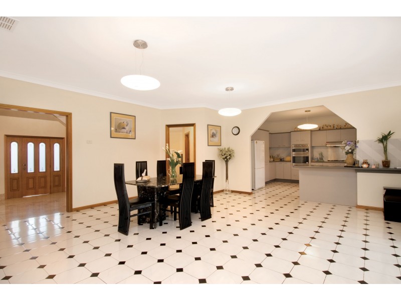 2 Benedictine Place, Cherrybrook NSW 2126
