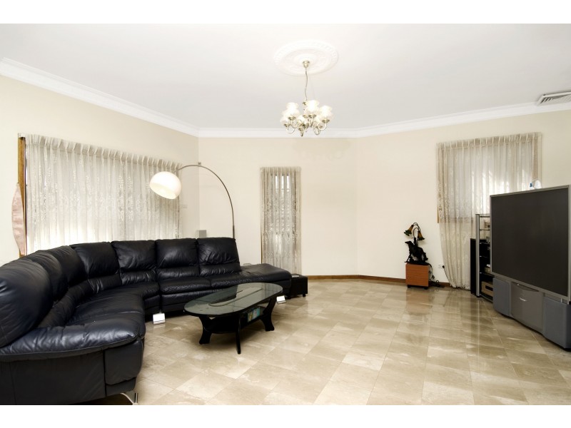 2 Benedictine Place, Cherrybrook NSW 2126