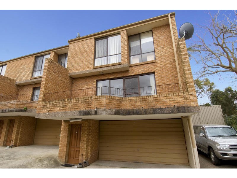 13/2 Coleman Avenue, Carlingford NSW 2118