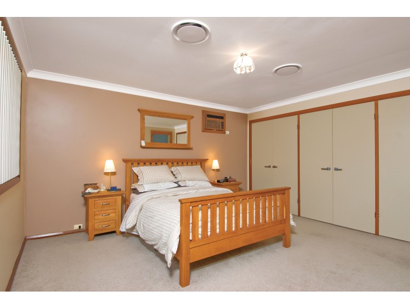 47 Macquarie Dr, Cherrybrook NSW 2126