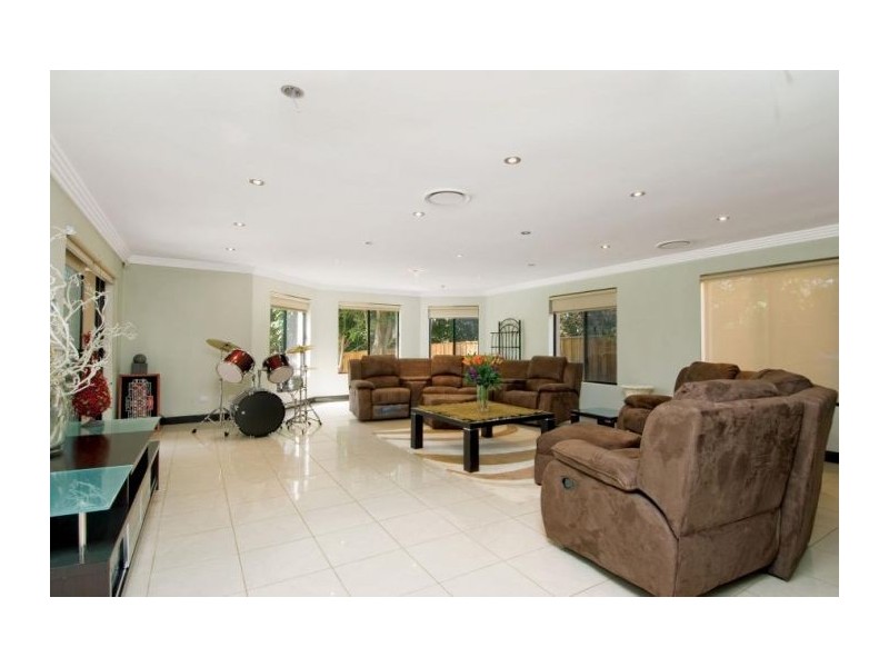 38 Becky Avenue, North Rocks NSW 2151