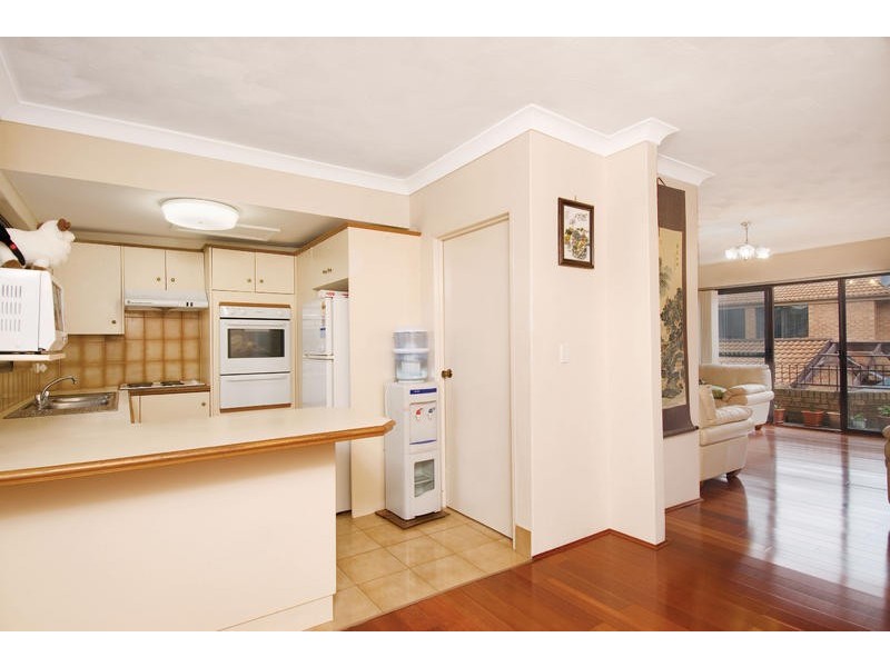 13/2  Coleman Ave, Carlingford NSW 2118