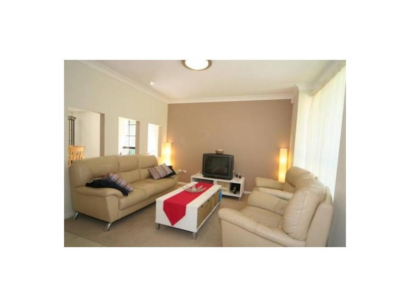 12 Peartree Cir, West Pennant Hills NSW 2125