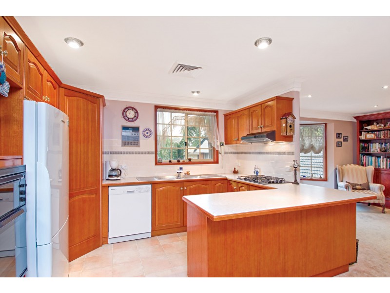 6 John Savage Crescent, West Pennant Hills NSW 2125