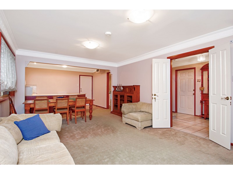 6 John Savage Crescent, West Pennant Hills NSW 2125