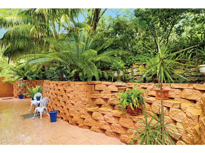 6 John Savage Crescent, West Pennant Hills NSW 2125