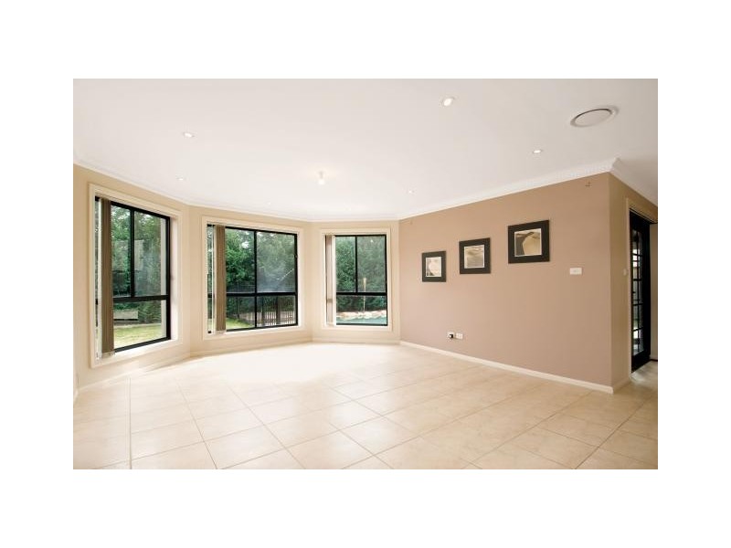 7 Townsend Circuit, Beaumont Hills NSW 2155