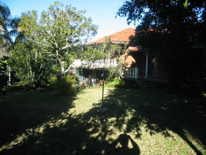 54 Eaton Rd, West Pennant Hills NSW 2125