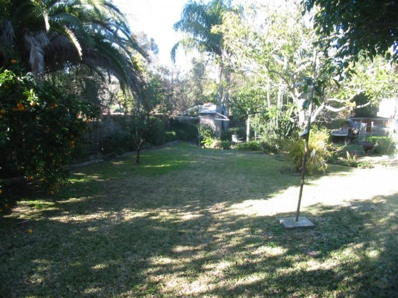 54 Eaton Rd, West Pennant Hills NSW 2125