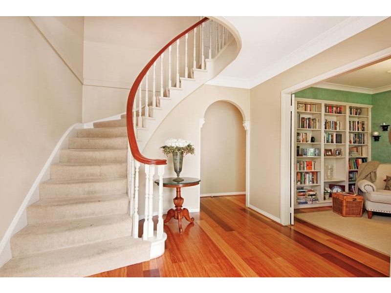 4 Salisbury Downs Drive, West Pennant Hills NSW 2125