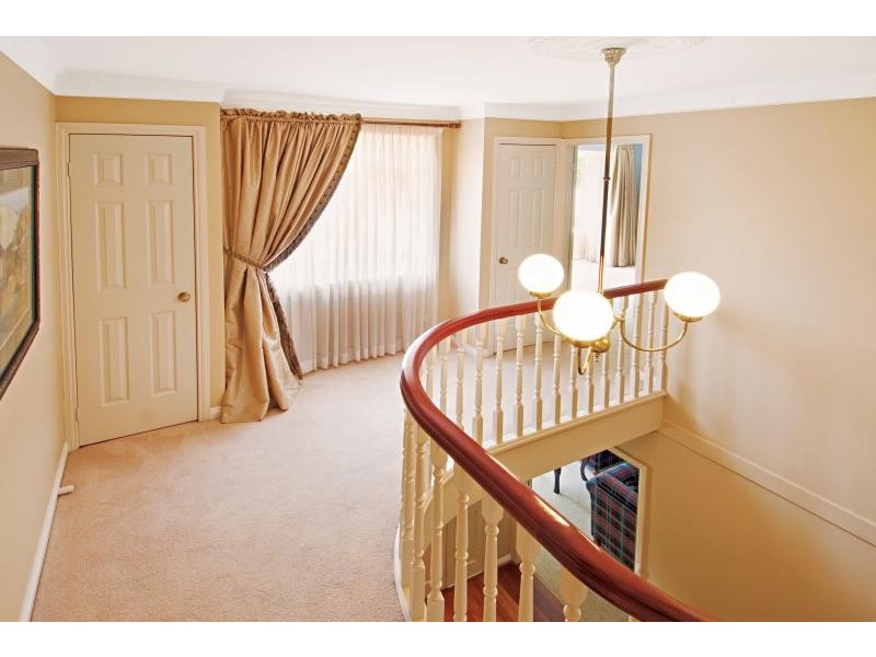 4 Salisbury Downs Drive, West Pennant Hills NSW 2125