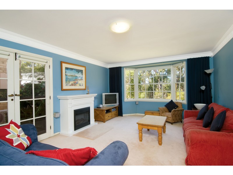 4 Kay Cl, Cherrybrook NSW 2126