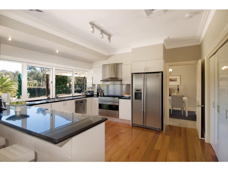 8 Corella Crt, West Pennant Hills NSW 2125