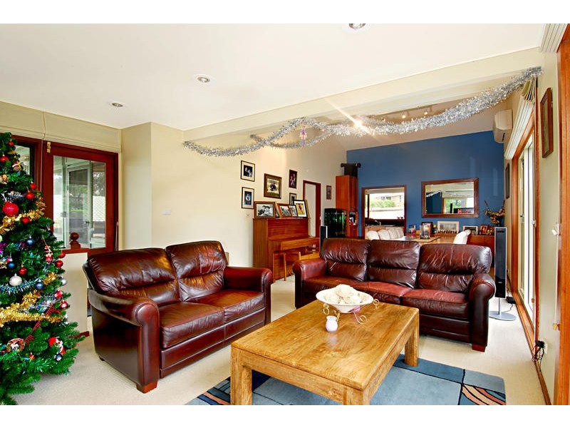 2 Carmel Place, Winston Hills NSW 2153