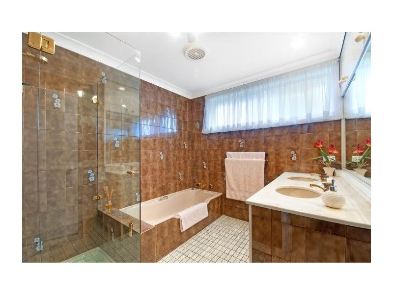 3 Read Place, West Pennant Hills NSW 2125