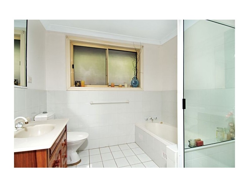 2a Glenayr Grove, West Pennant Hills NSW 2125