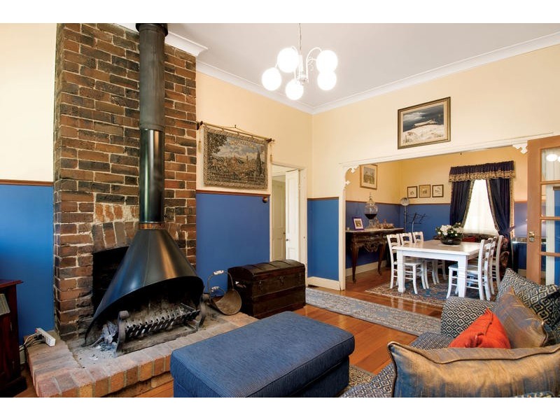 2 Cross St, Baulkham Hills NSW 2153