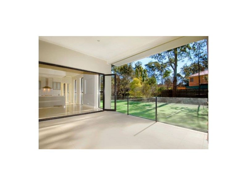 53 Penderlea Dr, West Pennant Hills NSW 2125