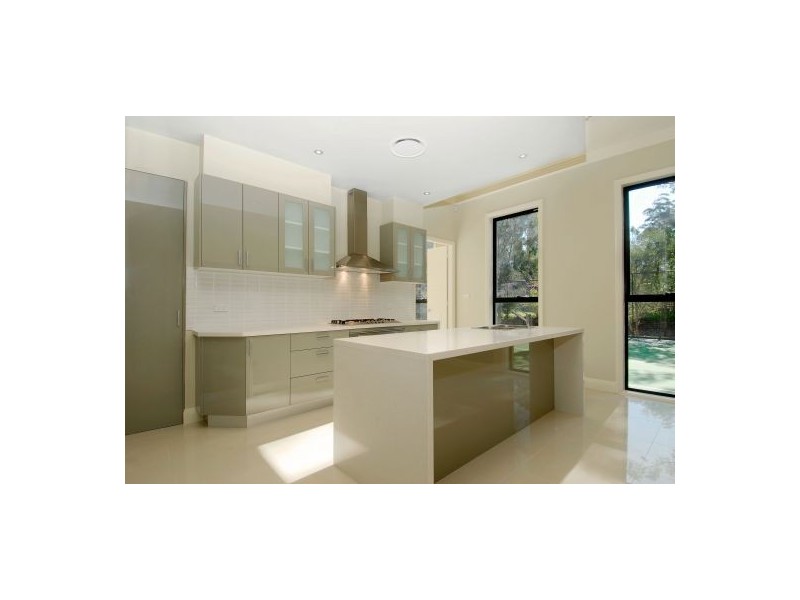 53 Penderlea Dr, West Pennant Hills NSW 2125