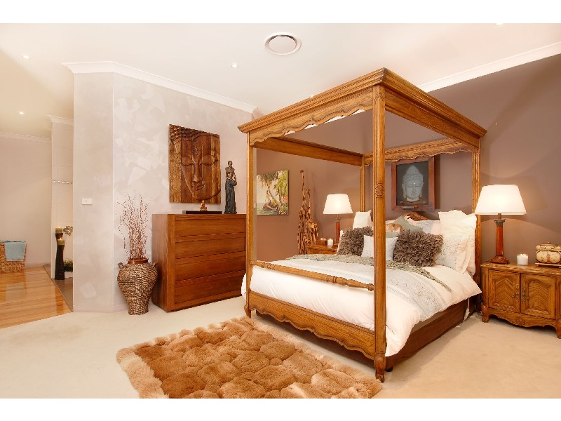 60 Eaton Road, West Pennant Hills NSW 2125