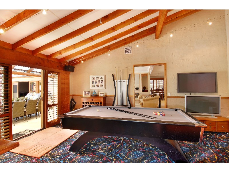 60 Eaton Road, West Pennant Hills NSW 2125