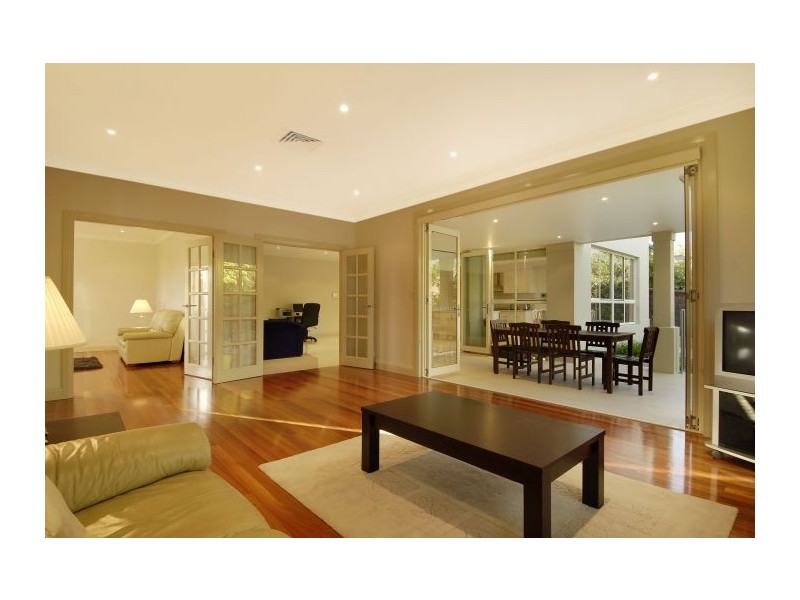 5 Janette Place, Castle Hill NSW 2154