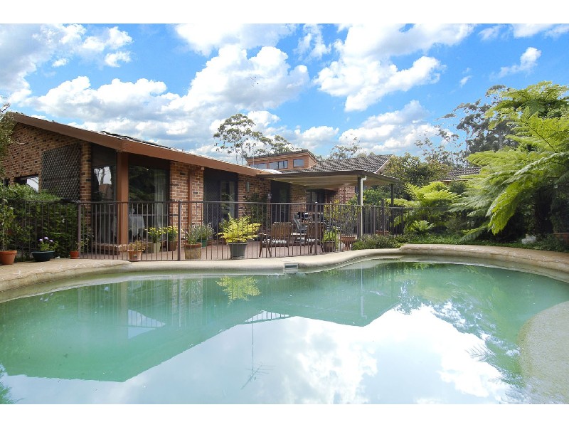 6 Yanagin Place, West Pennant Hills NSW 2125