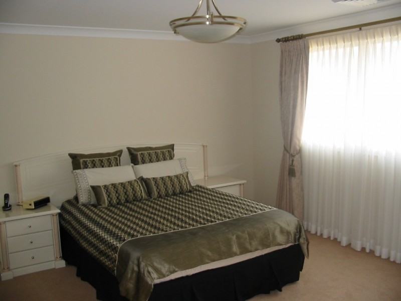 4 Alana Dr, West Pennant Hills NSW 2125