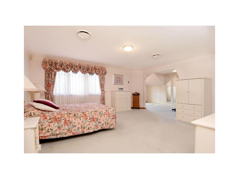 36 Larissa Avenue, West Pennant Hills NSW 2125