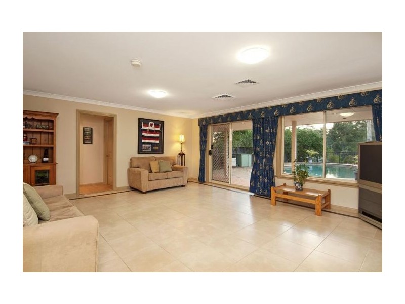 22 Larissa Avenue, West Pennant Hills NSW 2125