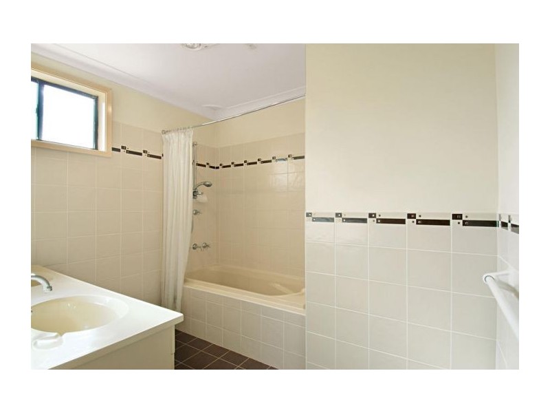 16 Woodbury Street, North Rocks NSW 2151