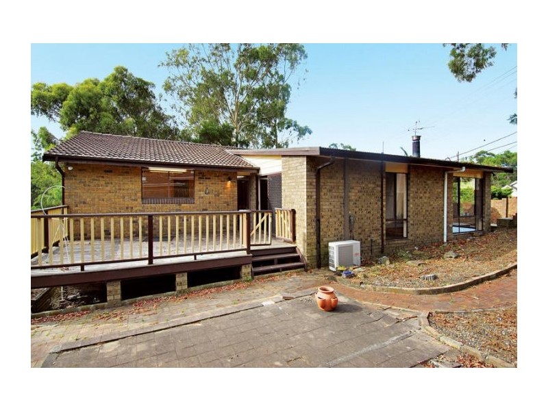 16 Woodbury Street, North Rocks NSW 2151