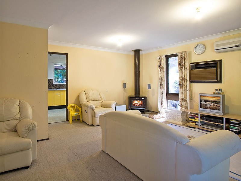 12 Raine Ave, North Rocks NSW 2151